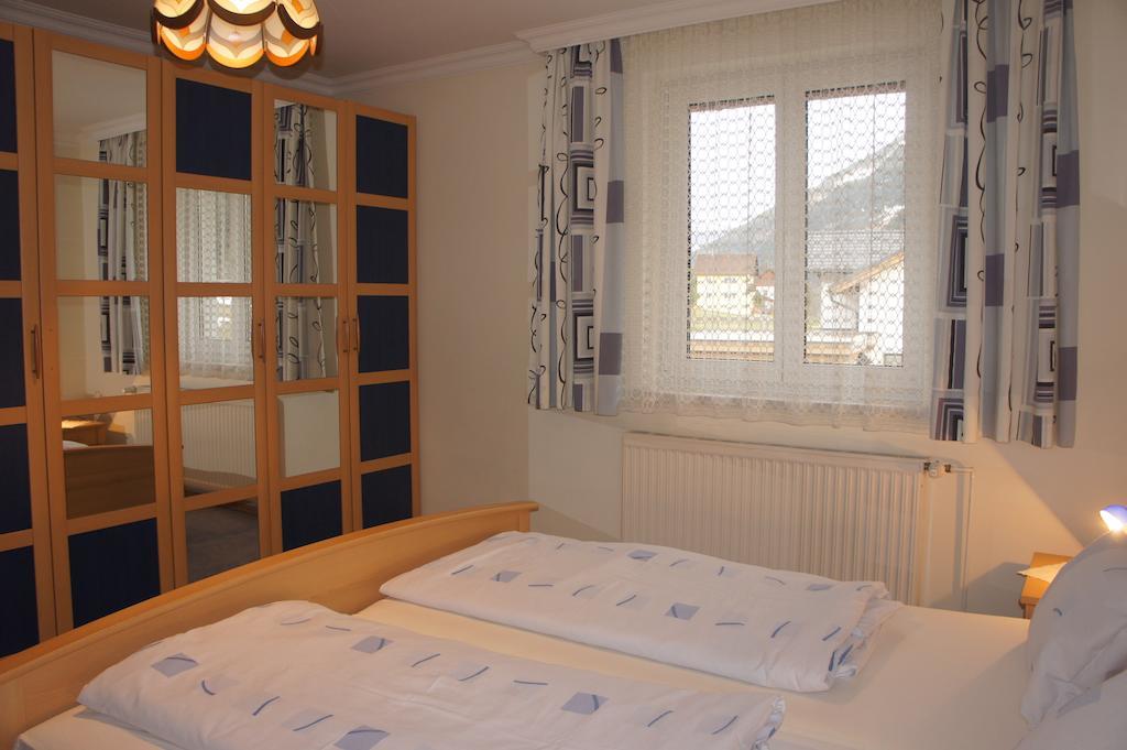 Appartementhaus Alpina Flattach Habitación foto