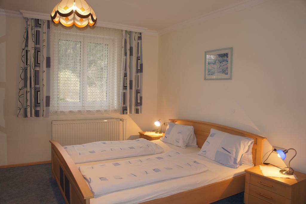 Appartementhaus Alpina Flattach Habitación foto