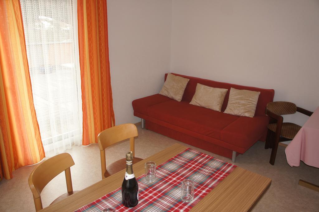 Appartementhaus Alpina Flattach Habitación foto